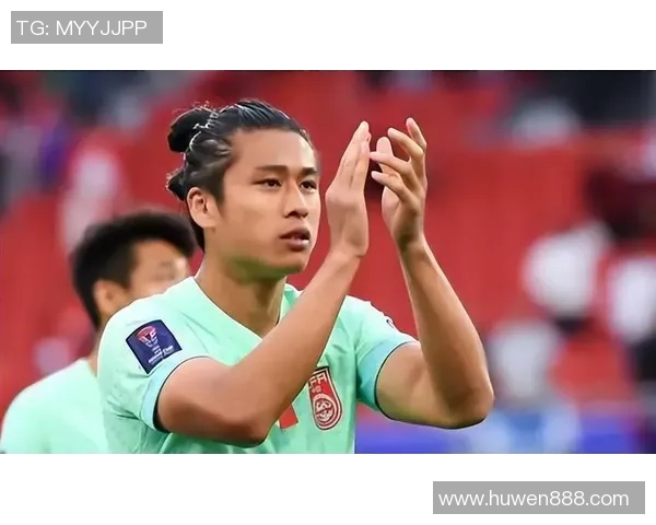 足球明星假装被人打引发热议网友热评其表演功力与职业道德